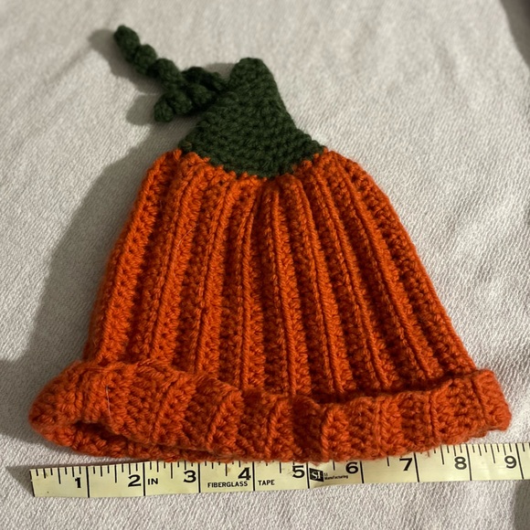 Handmade crochet pumpkin hat - Picture 3 of 6